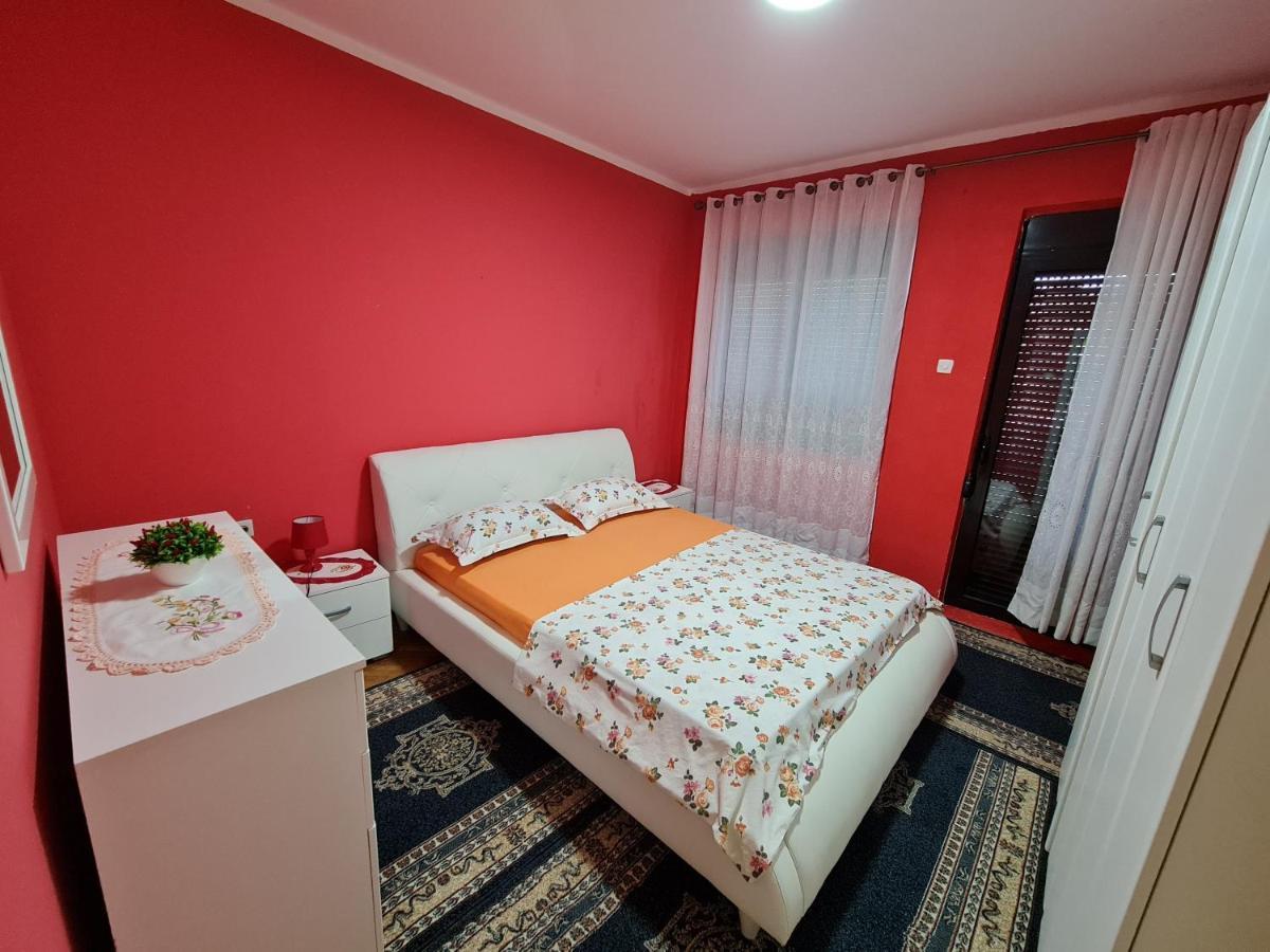 Stefanelo Apartment Ulcinj Ngoại thất bức ảnh